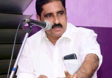 എംഎൽഎ ഫണ്ട്‌ ഉപയോഗിച്ച് നിർമിച്ച ഞീഴൂർ പഞ്ചായത്ത്‌ കമ്മ്യൂണിറ്റി ഹാൾ തകർന്നത് നിർമിതിയിലെ അപാകത മൂലം,മോൻസ് ജോസഫ് എംഎൽഎ ജനങ്ങളോട് മറുപടി പറയണം : സഖറിയാസ് കുതിരവേലി